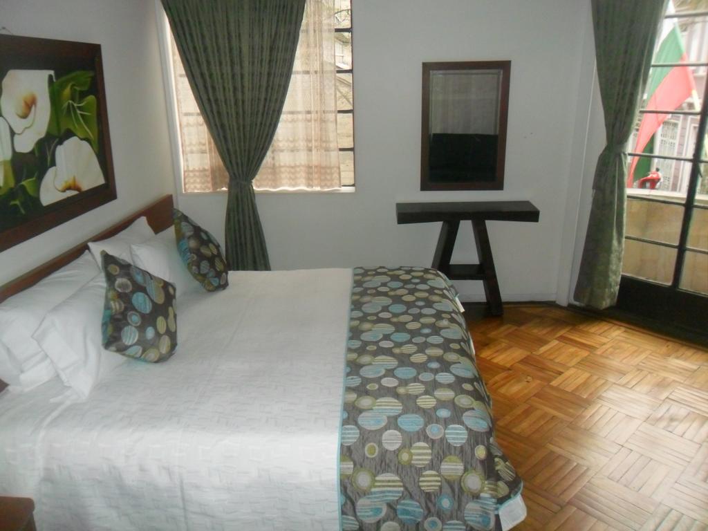 Hotel Bella Montana Манисалес Екстериор снимка